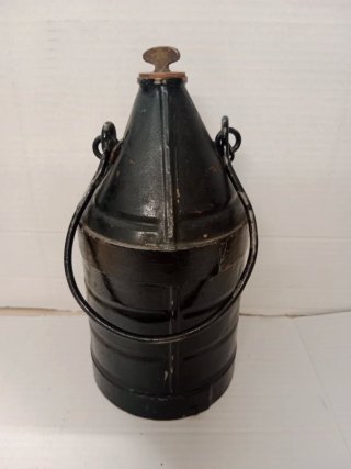 Bidón metálico PTT antiguo