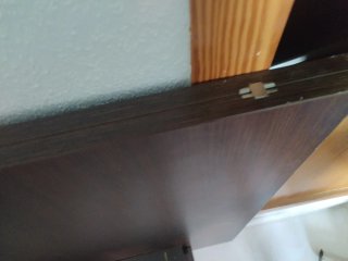 Mesa de comedor de madera sin montar