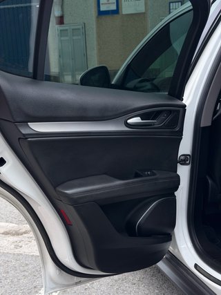 Alfa Romeo Stelvio Q4 210cv 2020