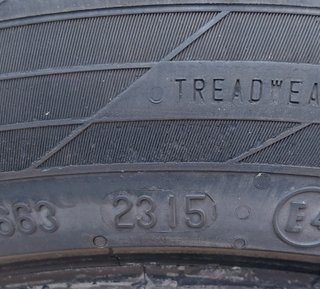 2 Neumáticos Continental 225/45 R19 96W