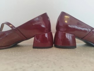 Zapatos charol rojos con lazo