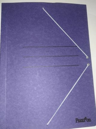 Carpeta escolar de cartón morado