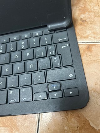 Funda Logitech Slim Folio iPad 7/8/9
