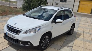 Peugeot 2008 2015
