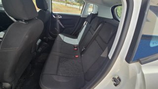 Peugeot 2008 2015