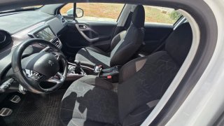 Peugeot 2008 2015