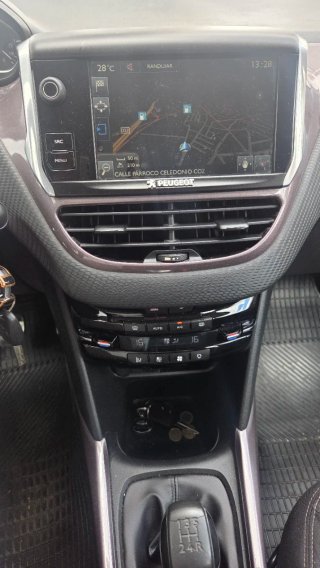 Peugeot 2008 2015