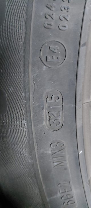 2 Neumáticos Continental 215/55 R18 99Y