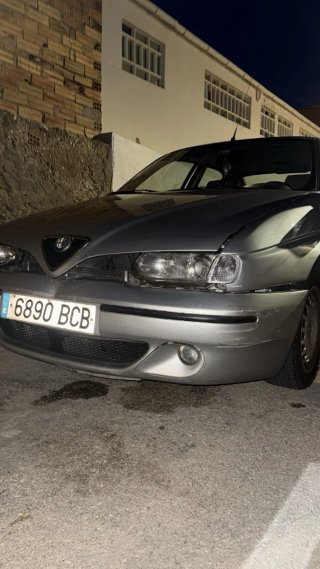 Alfa Romeo 146 2000
