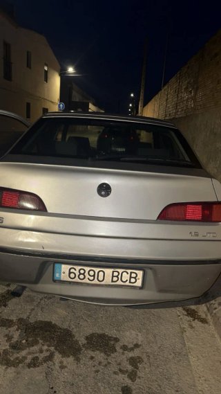 Alfa Romeo 146 2000