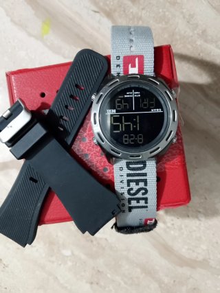 Reloj Diesel Digital Gris/Plata