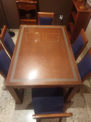 Mesa extensible cristal y 6 sillas