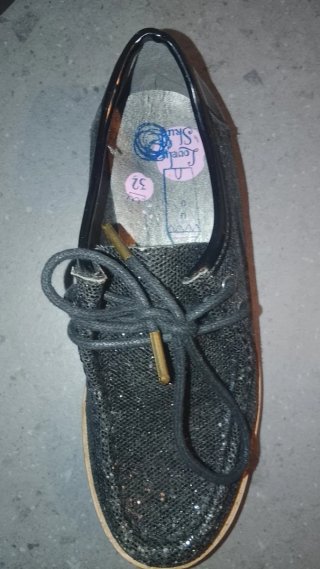 Zapatos niña lentejuelas negros y plateados
