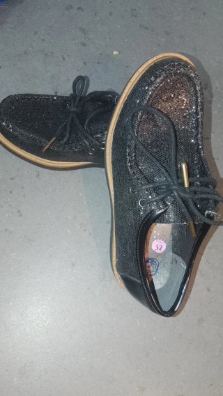 Zapatos niña lentejuelas negros y plateados