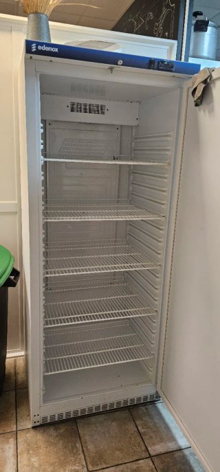 Mobiliario negocio casa de comidas