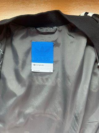 Chaqueta Adidas Originals Blue Collection Satén.