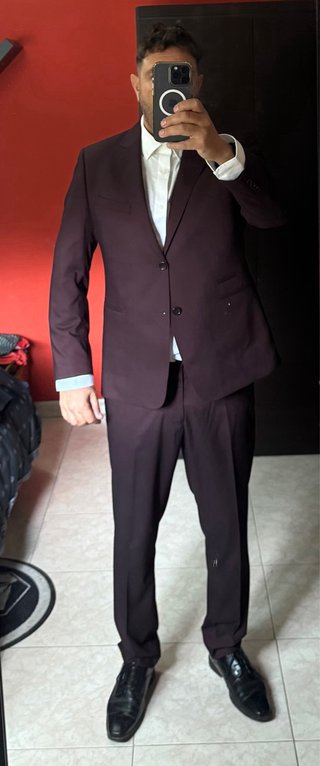 Traje de hombre burdeos