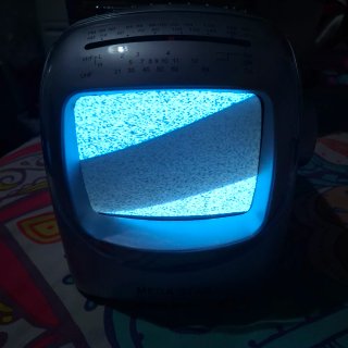 Televisor Portátil Vintage 5.5" Mega Star - NOS