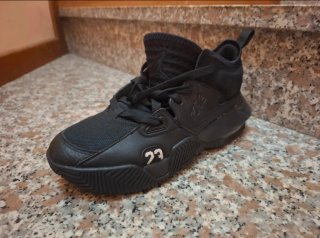 Sneakers Air Jordan Stay Loyal 2, taglia EUR 40