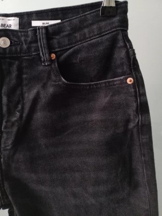 Bermuda Pull&Bear 40