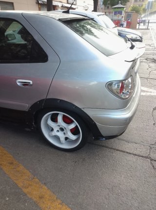 Vendo llantas con neumáticos 17 215  4 x108
