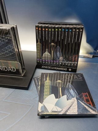 Joyas de la Humanidad. Planeta. 5 tomos. Arquitectura. Con precinto + 14 dvds + expositor + guias