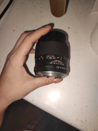 Yashica ML 135mm 1:2.8 lente