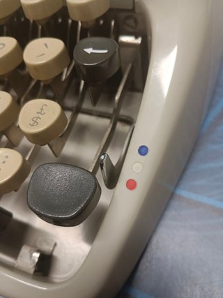 Máquina de escribir tippa adler, tippa 1