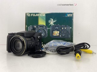 camara digital bridge fujifilm finepix s7000