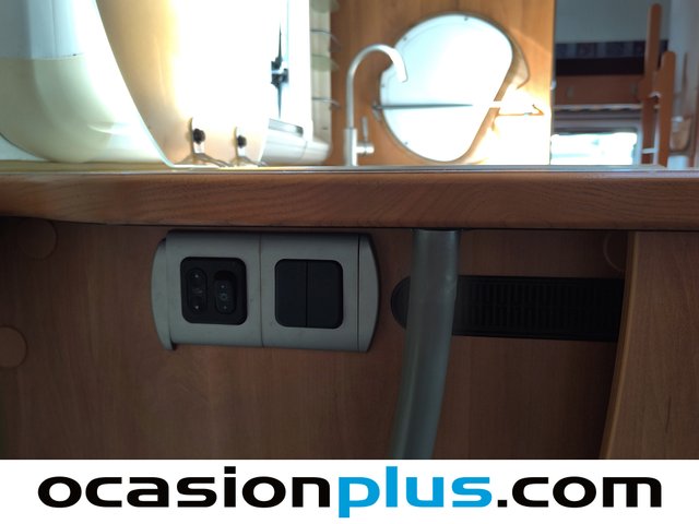 Hymer B 694 2.8D 107 kW (145 CV)
