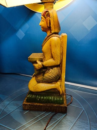 Lámpara figura egipcia , Hollywood, años 70, 80 cm.
