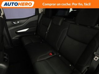 Nissan Navara 2.3 dCi N-Guard Double Cab 4x4