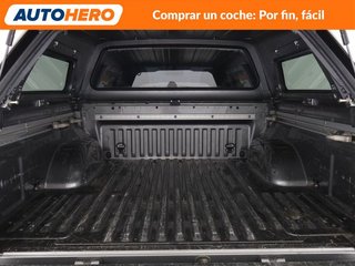 Nissan Navara 2.3 dCi N-Guard Double Cab 4x4