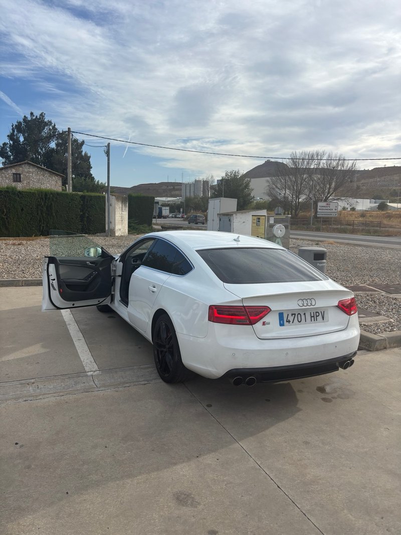 Audi A5 2013 - foto 1