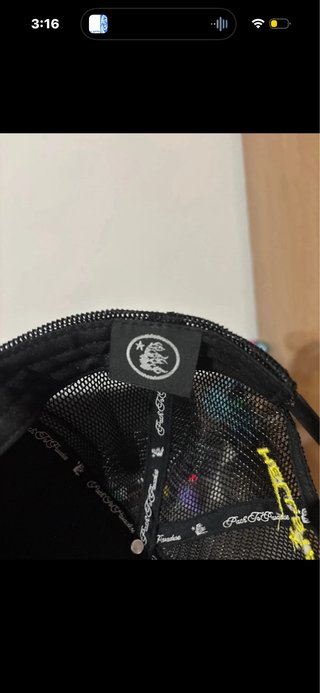 Gorra Hellstar Negra y Amarilla