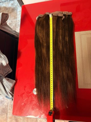 Extensiones de cabello castaño