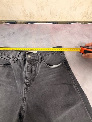 Pantalones Levi's grises mujer