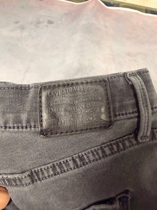 Pantalones Levi's grises mujer