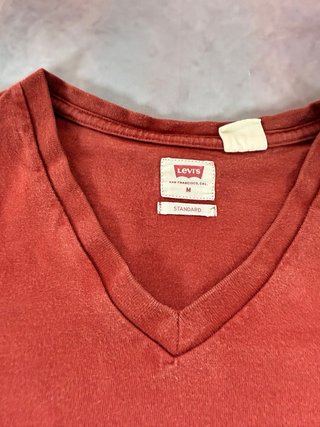Camiseta Levi's Roja Talla M