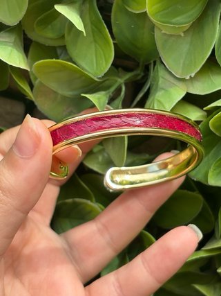Brazalete oro y granate