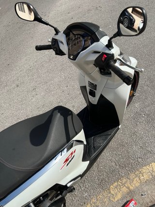 Honda SH 300 Sport Scooter