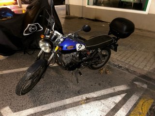 Moto Keeway RKS Naked Azul/Negra