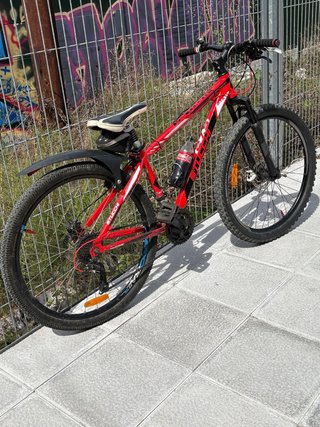 Bicicleta de Montaña GT Stucchi Roja