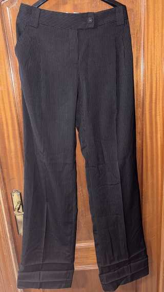Pantalón largo de vestir con rayas