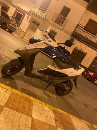 Suzuki Address R 49cc Scooter