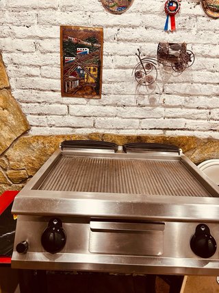 Lote solo queda fritop y fogon doble