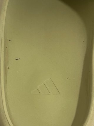 Chanclas Adidas Yeezy Verde Oliva
