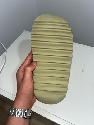 Chanclas Adidas Yeezy Verde Oliva