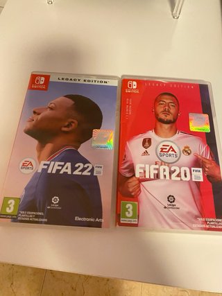 Nintendo Switch + FIFA 20 e FIFA 22 negoziabili