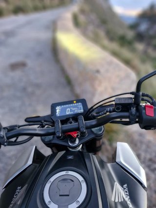 Honda CB125R 2021